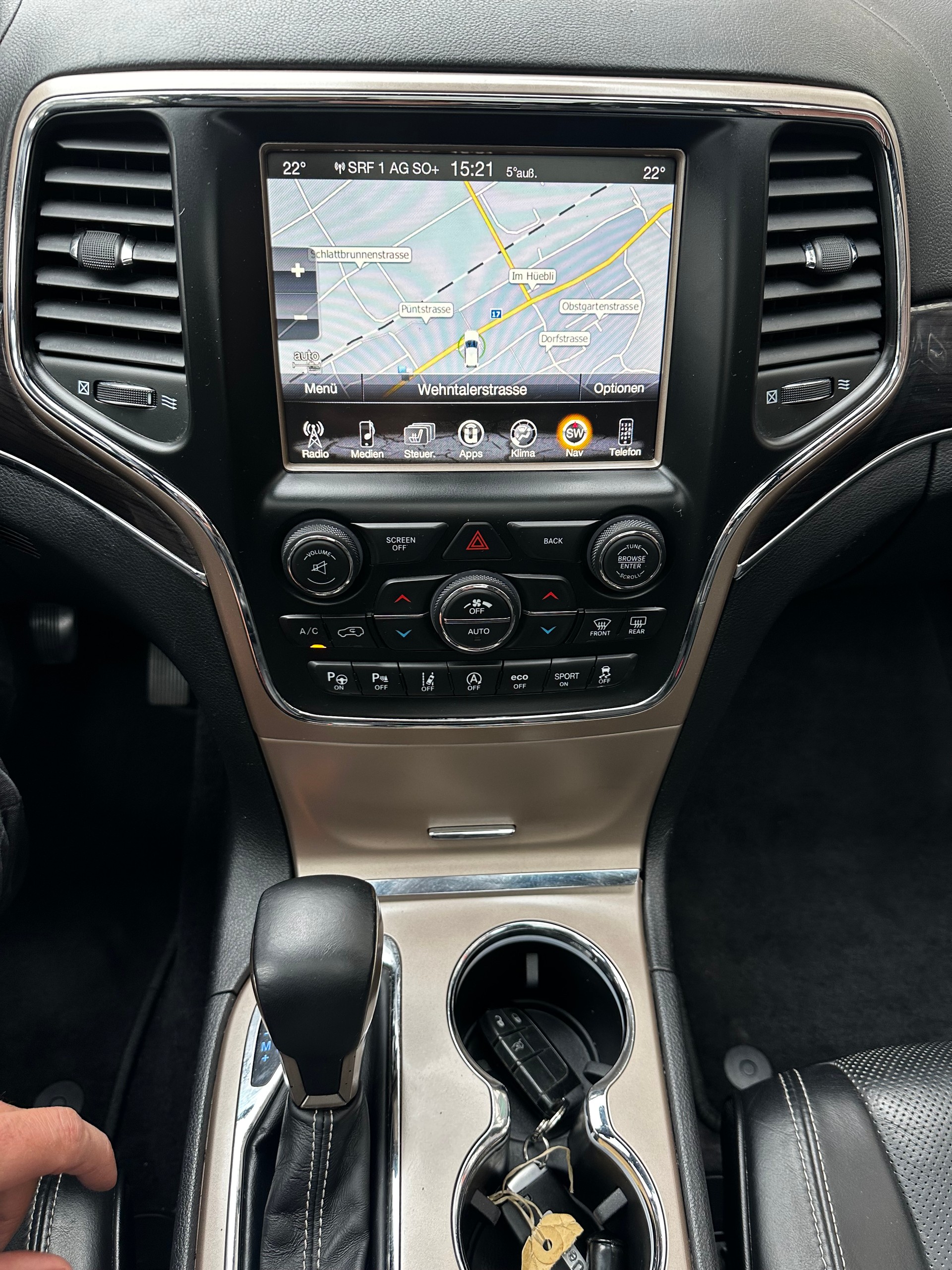 JEEP Grand Cherokee 3.0 CRD Overland Automatic-image-8
