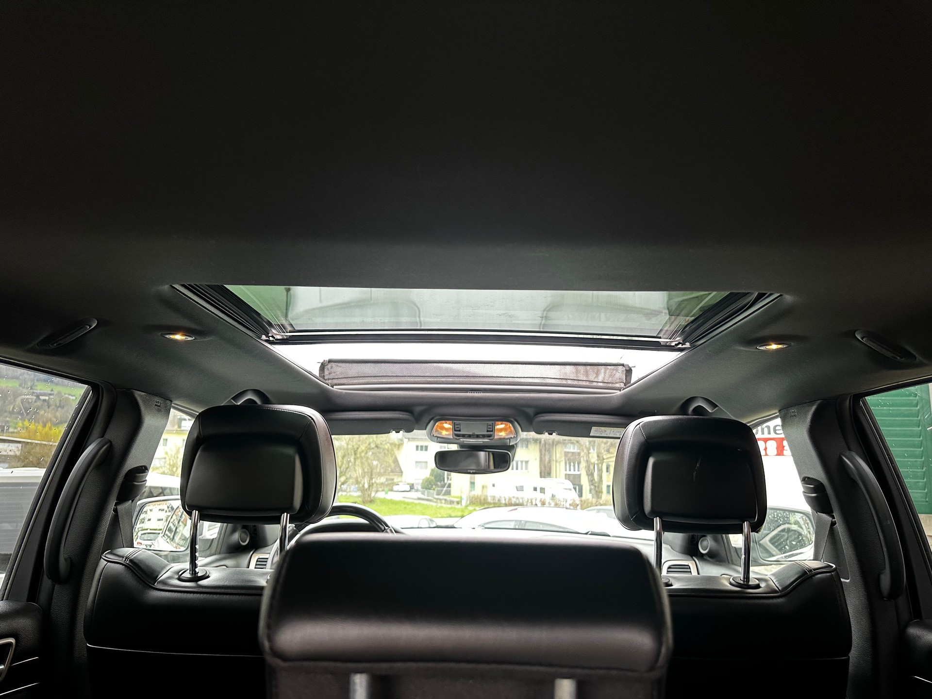 JEEP Grand Cherokee 3.0 CRD Overland Automatic-image-10