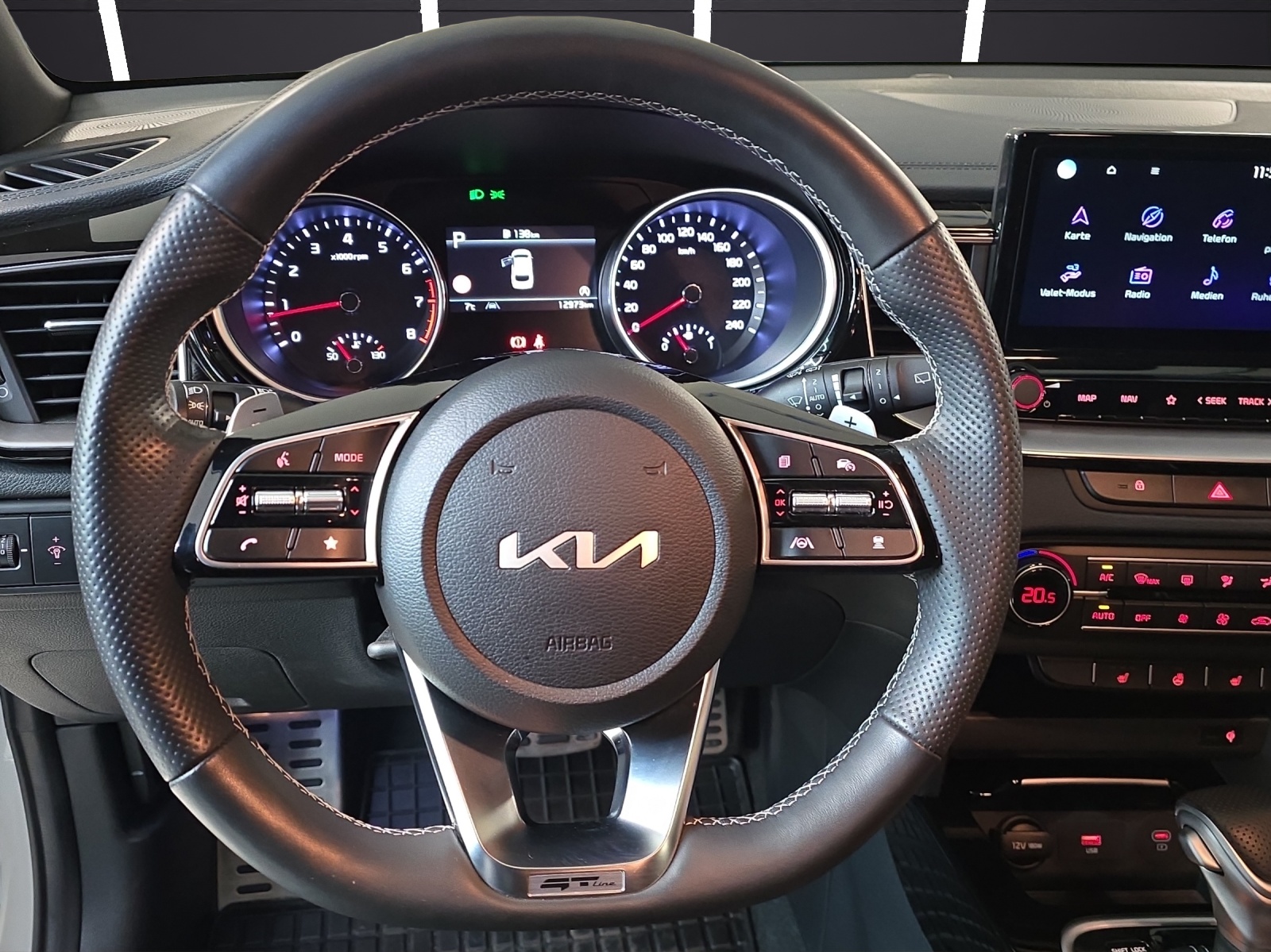 KIA ProCeed 1.5 T-GDi MHEV GT-Line DCT-image-10