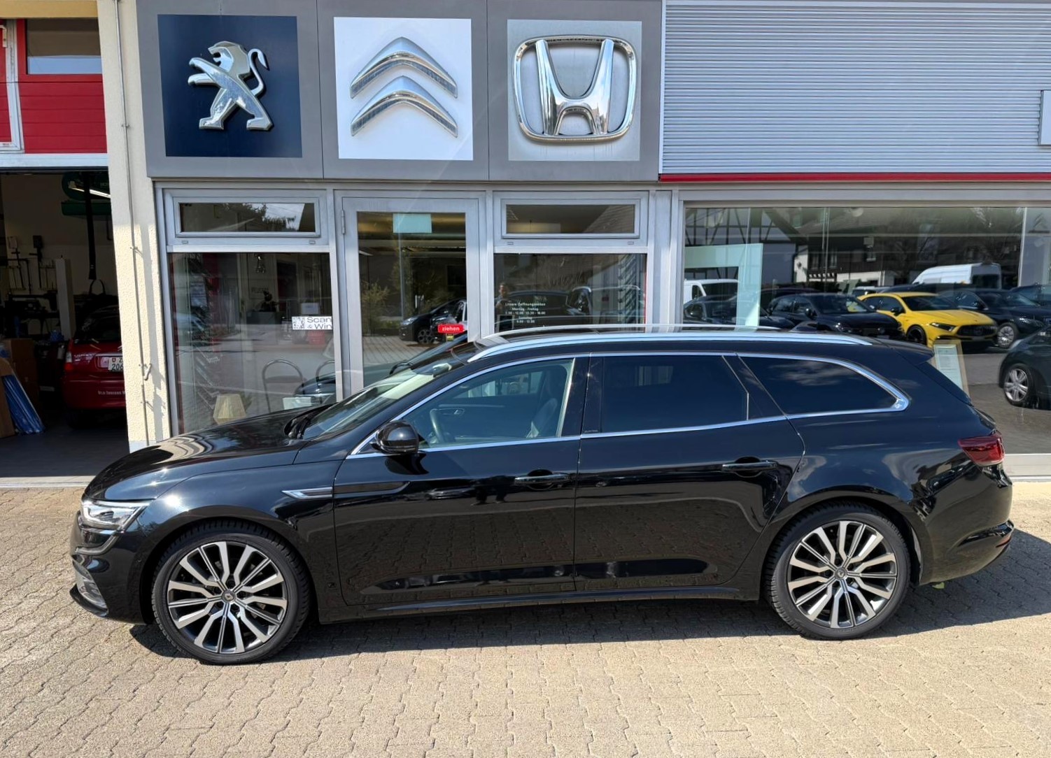 RENAULT Talisman Grandtour 2.0 Blue dCi Intens EDC-image-3