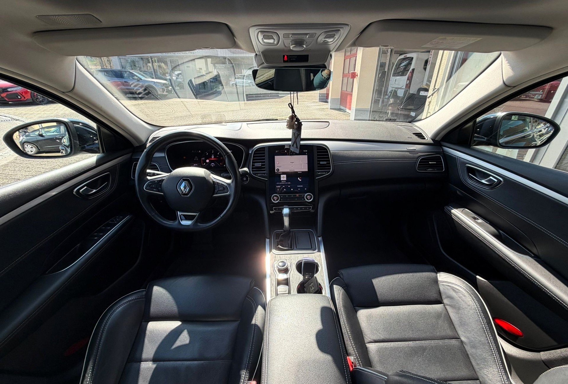 RENAULT Talisman Grandtour 2.0 Blue dCi Intens EDC-image-11