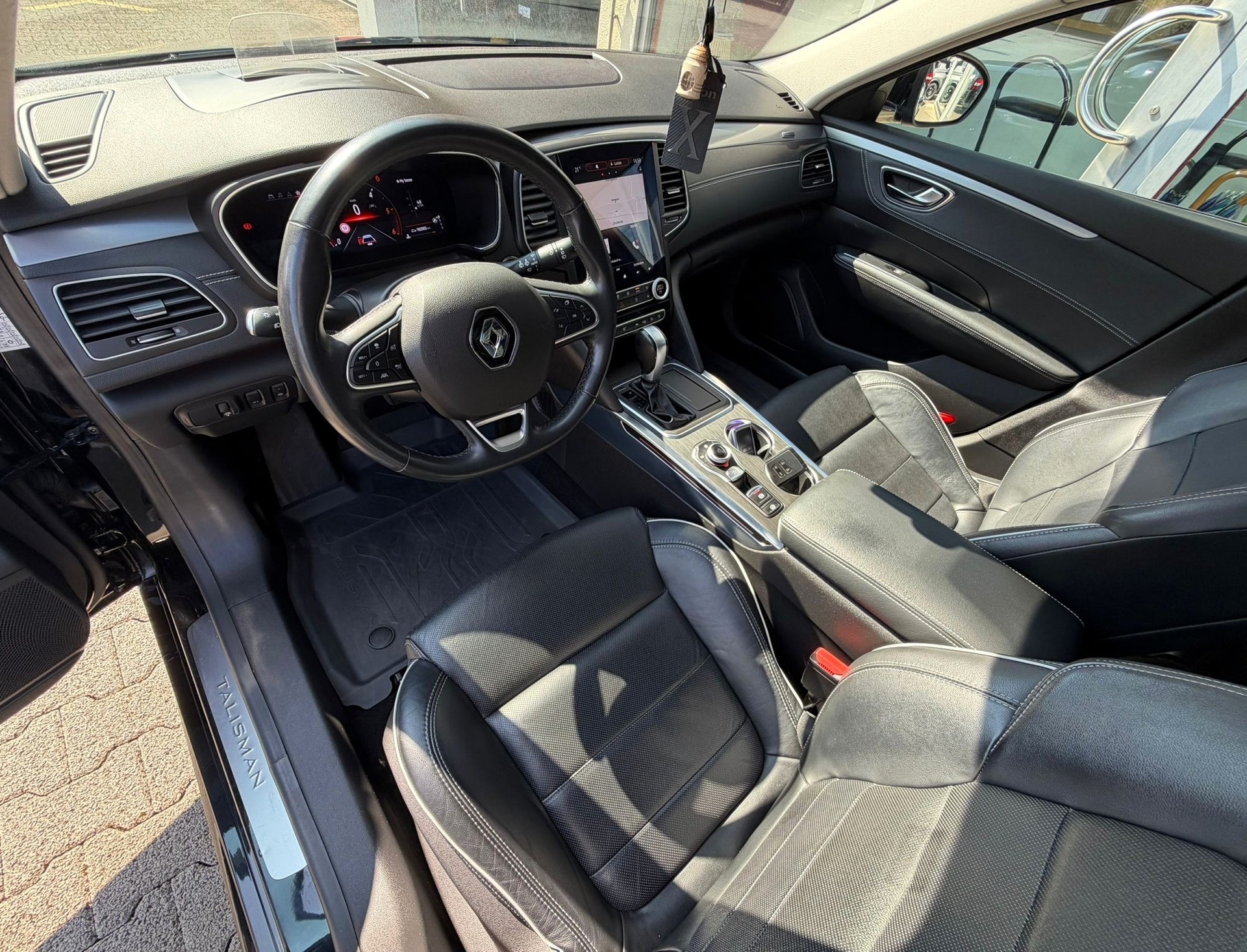 RENAULT Talisman Grandtour 2.0 Blue dCi Intens EDC-image-13