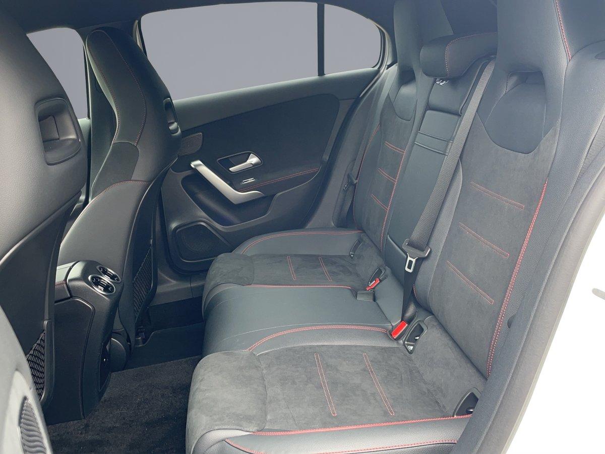 MERCEDES-BENZ A 250 AMG Line 4m-image-11