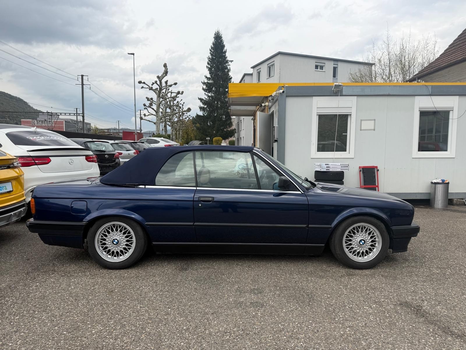 BMW 318i Cabrio ABS-image-3