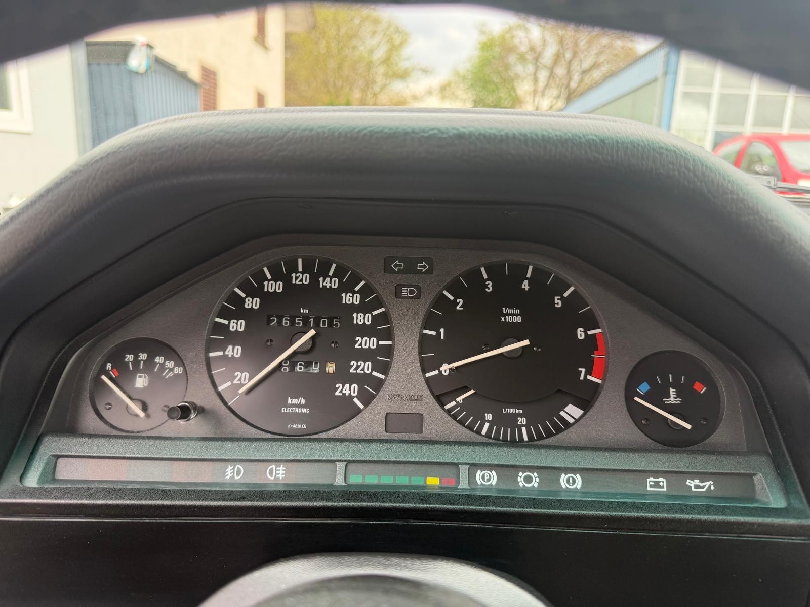 BMW 318i Cabrio ABS-image-8
