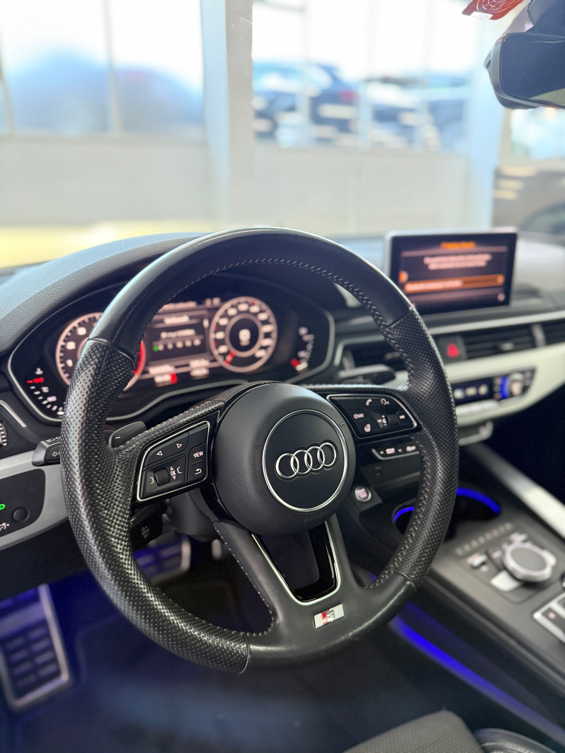 AUDI A5 Sportback 40 TFSI Sport S-tronic-image-9