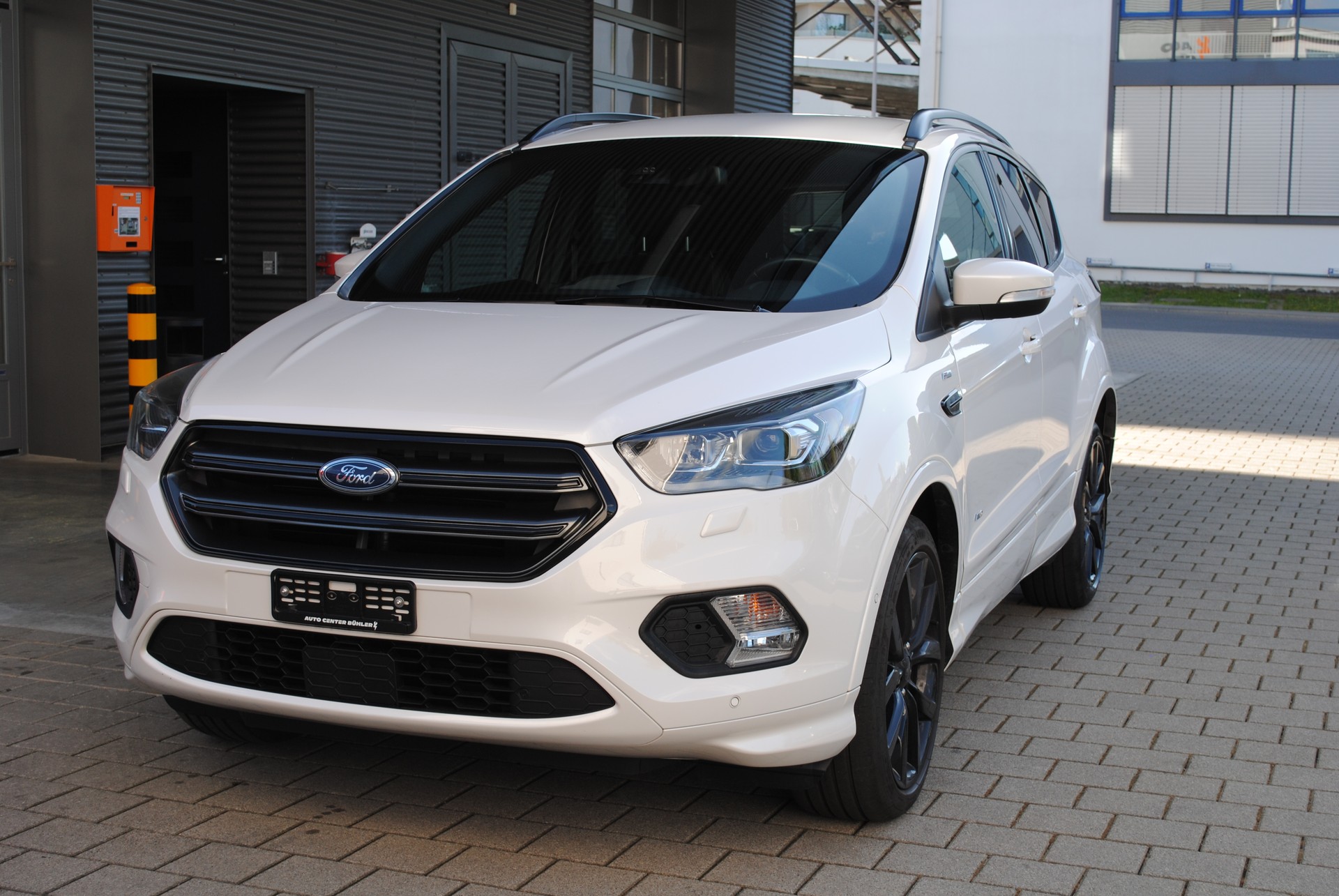 FORD Kuga 2.0 TDCi ST Line 4WD PowerShift-showroom-element-1