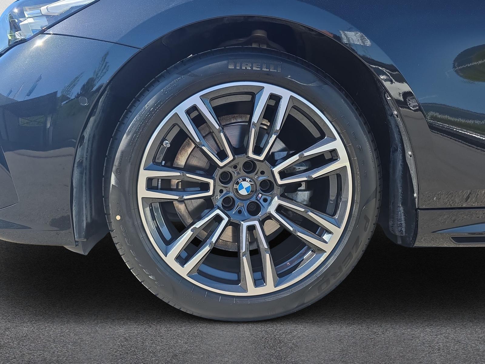 BMW 520d Touring M Sport xDrive G21 (CH) AHK  ** Action Leasing à 2.9% **-image-8