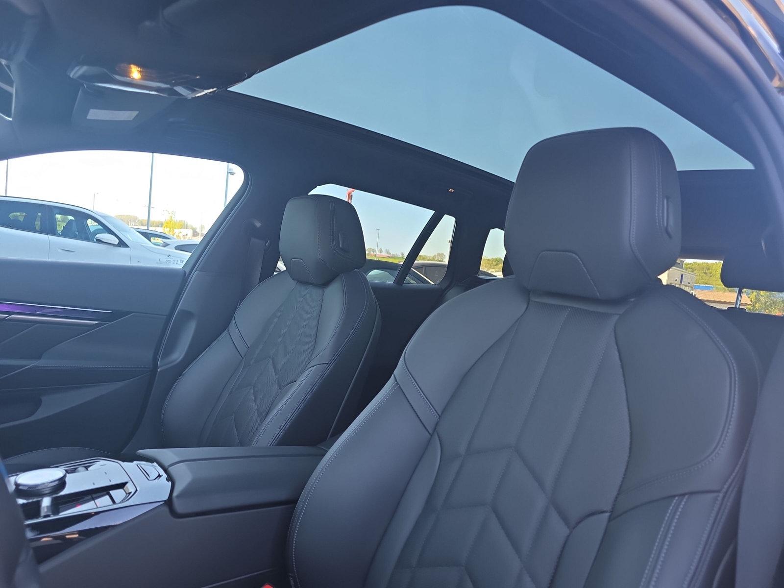 BMW 520d Touring M Sport xDrive G21 (CH) AHK  ** Action Leasing à 2.9% **-image-21