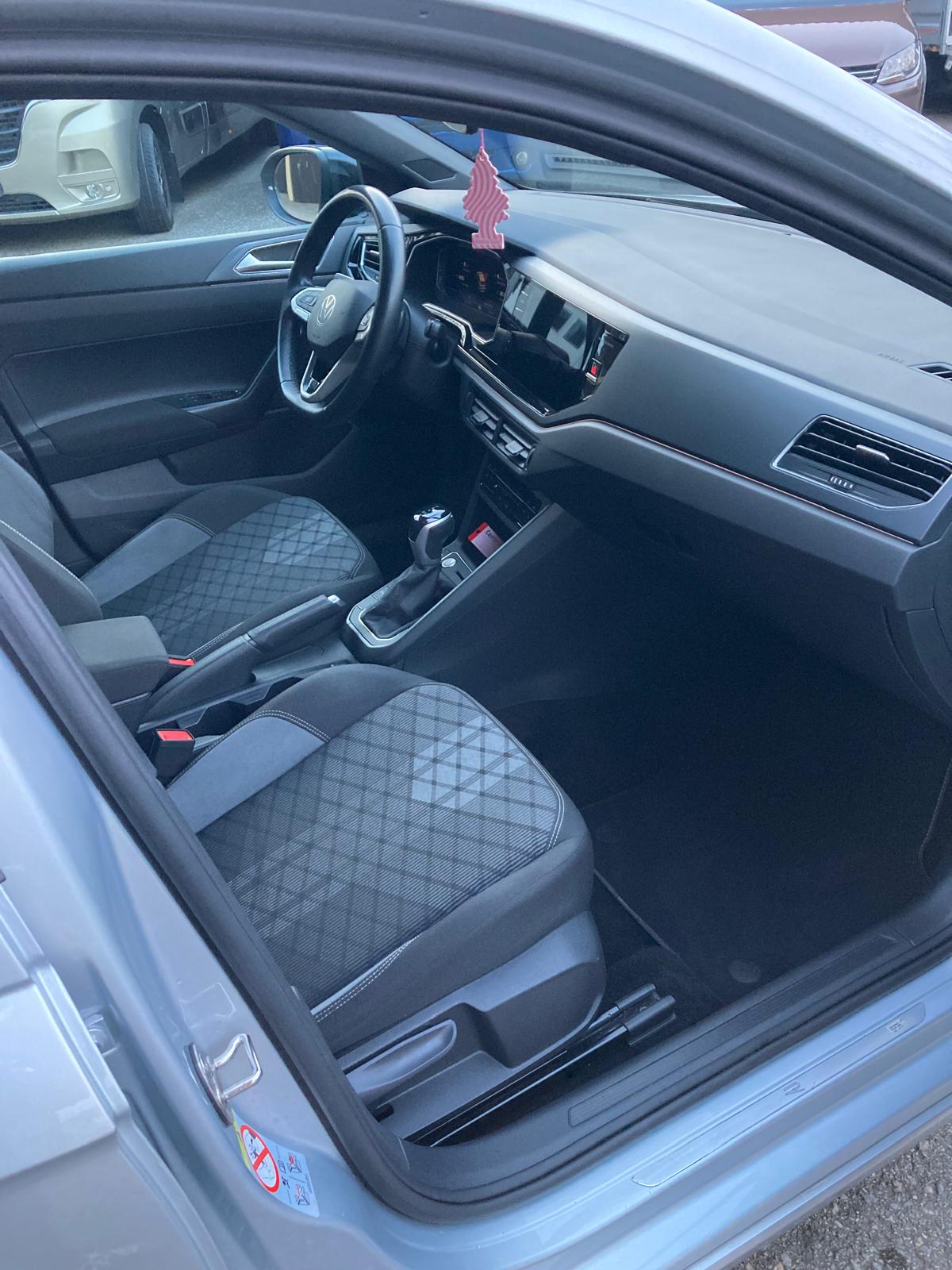 VW Taigo 1.0 TSI R-Line DSG-image-13