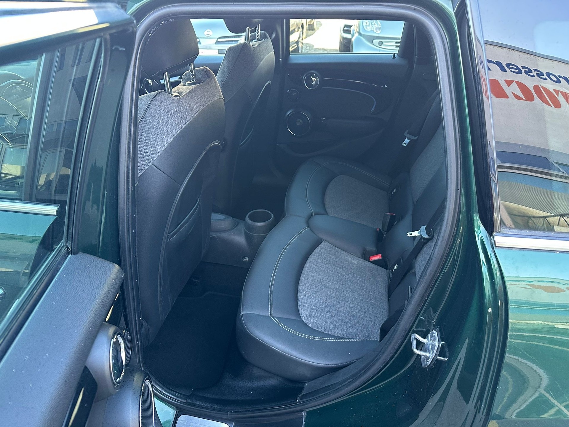 MINI Cooper-image-9