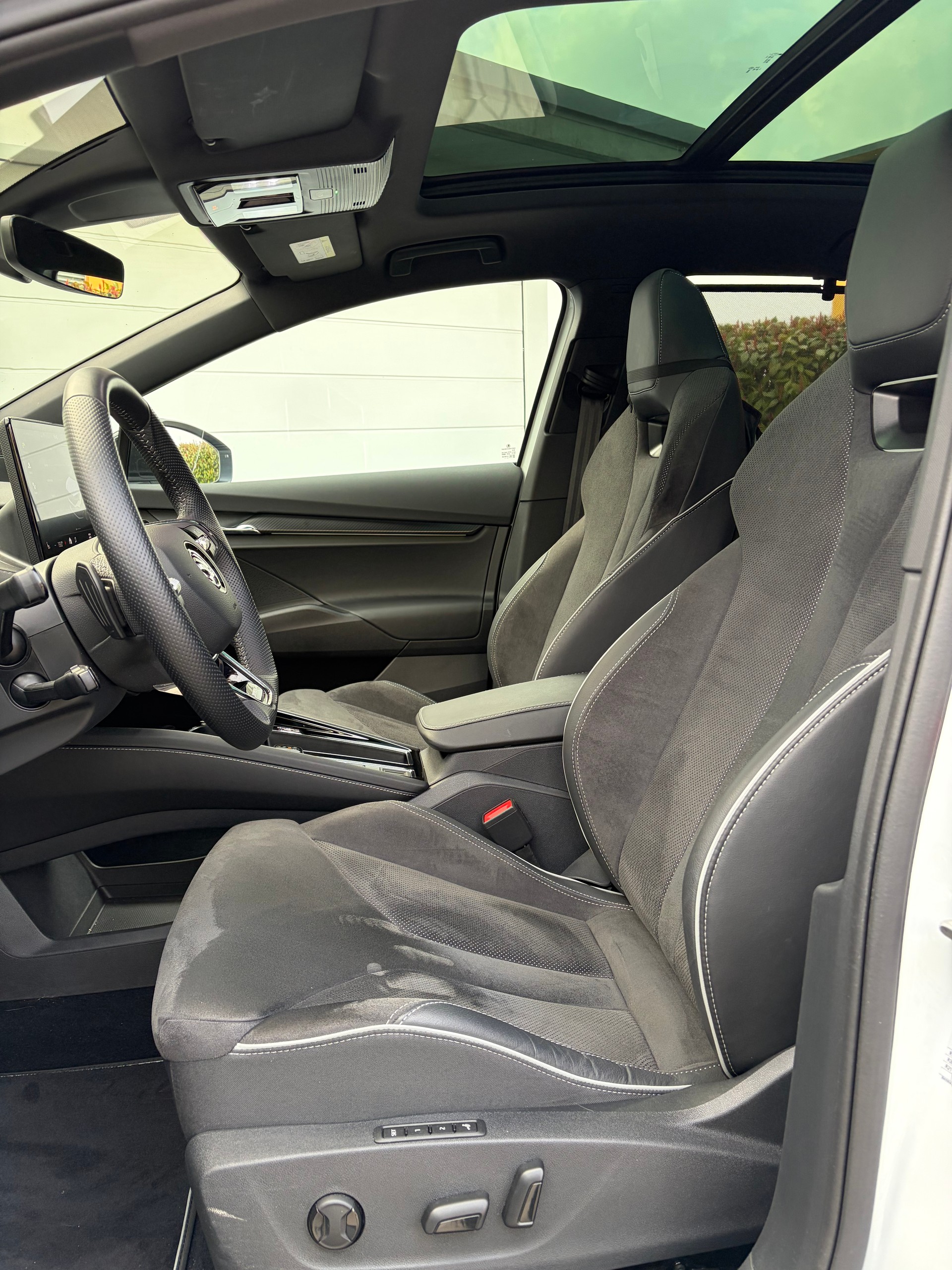 SKODA 80x SportLine-image-4