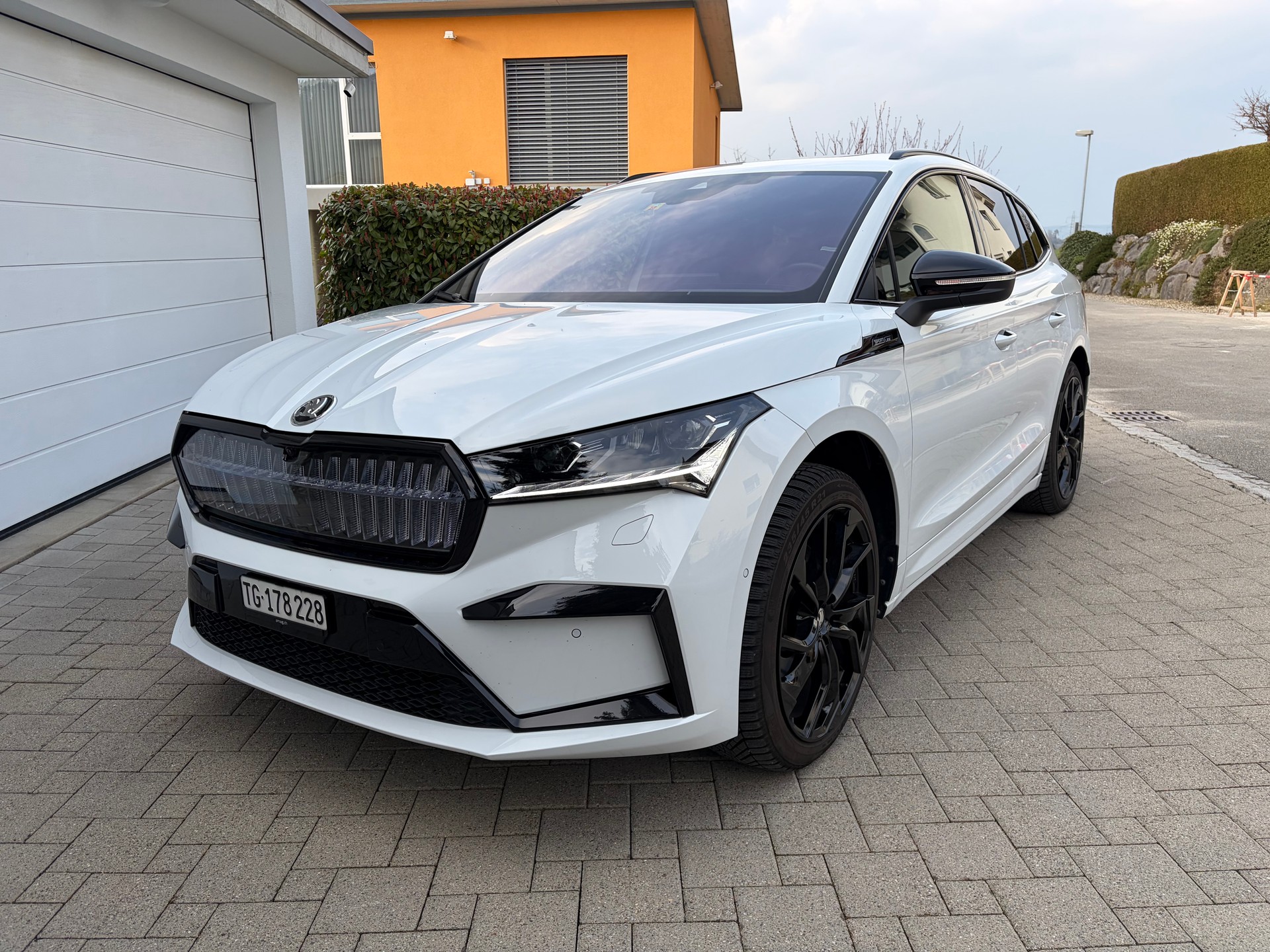 SKODA 80x SportLine-image-0