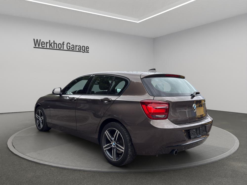BMW 120d Sport Line Steptronic-image-4