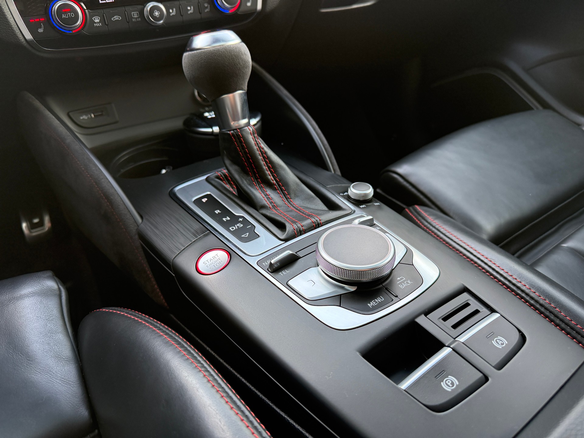 AUDI RS3 Sportback 2.5 TSI quattro S-tronic ***MAXTON DESIGN EXTERIEUR***-image-23