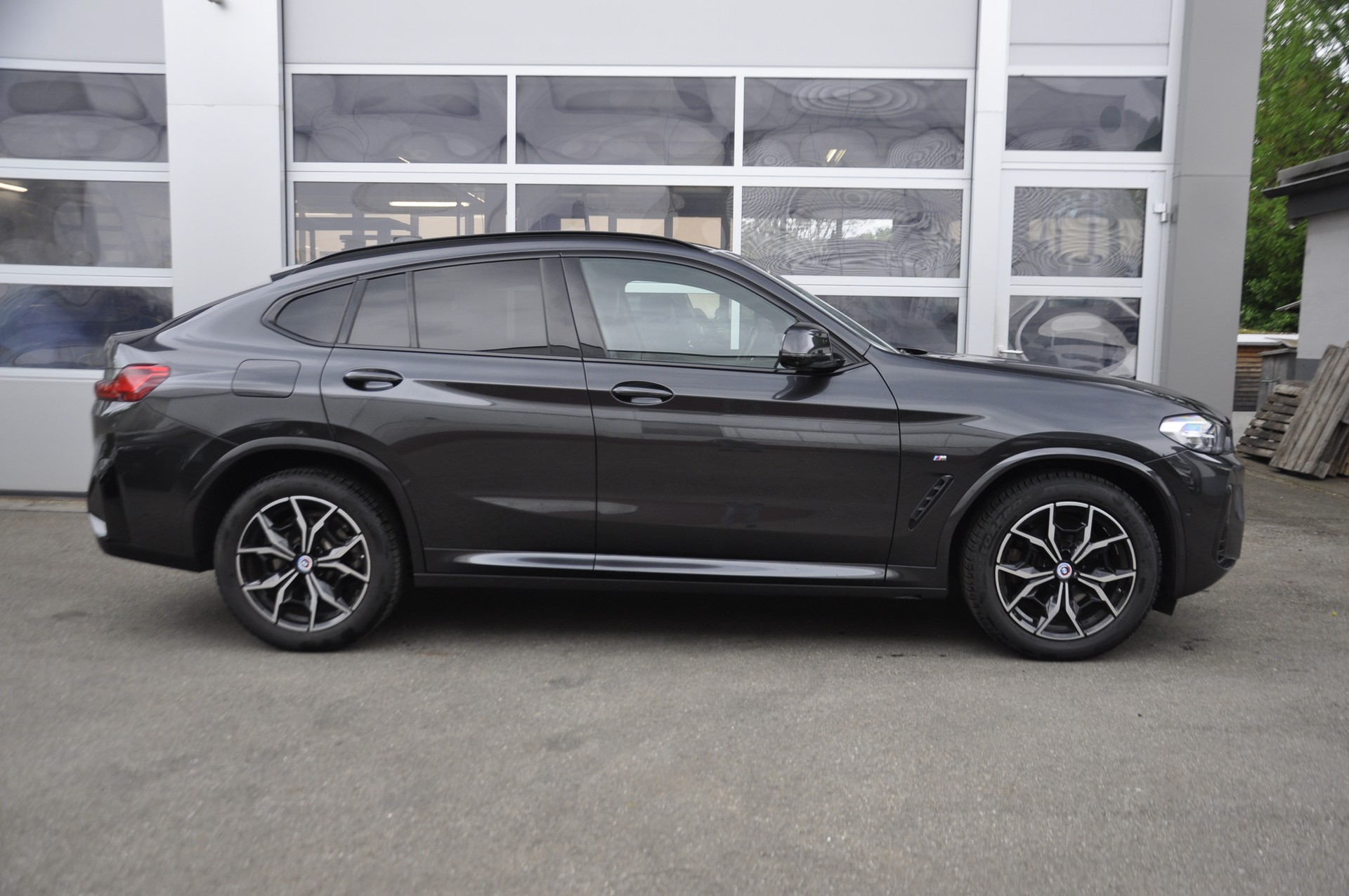 BMW X4 xDrive 48V 20d M Sport Steptronic I Anhängerkupplung-image-1