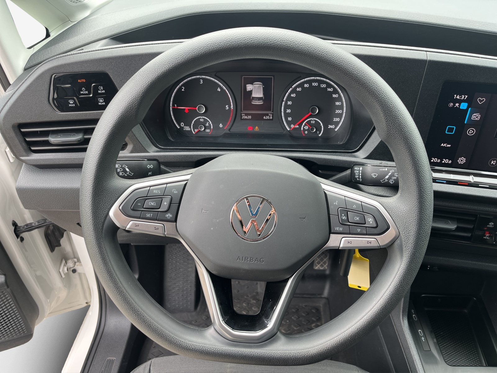 VW Caddy Cargo 2.0TDI 4Motion-image-9