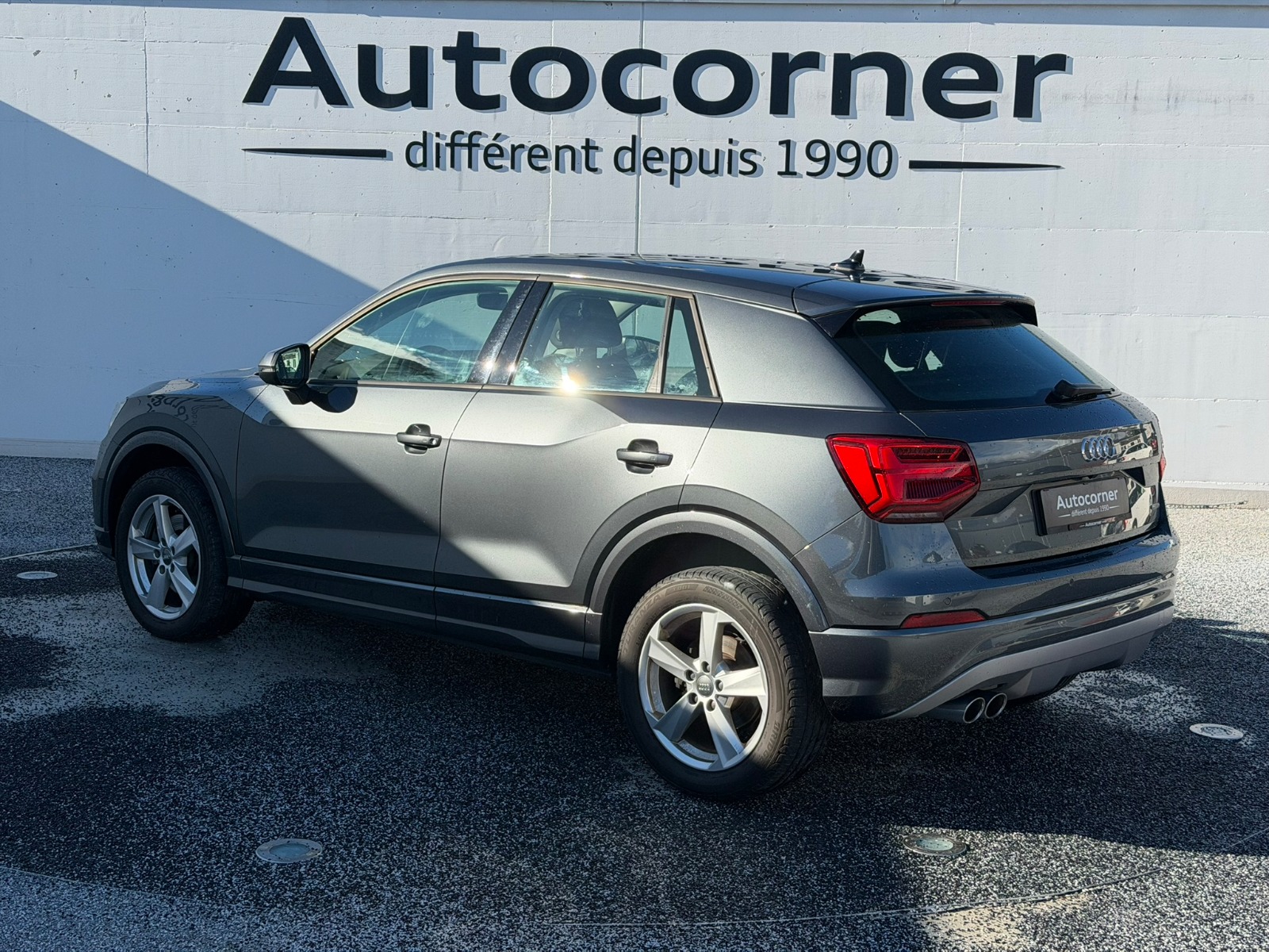 AUDI Q2 2.0 TFSI sport quattro S-tronic-image-3