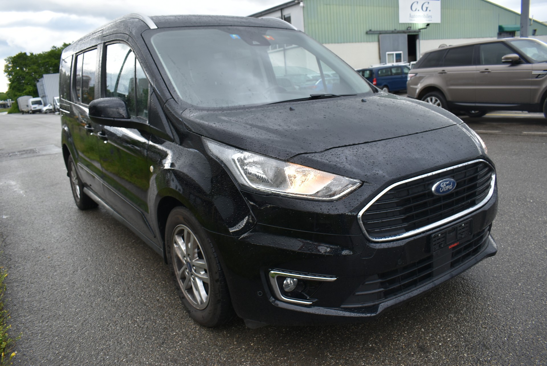 FORD Grand Tourneo Connect 1.5 EcoBlue Titanium Automat-image-6
