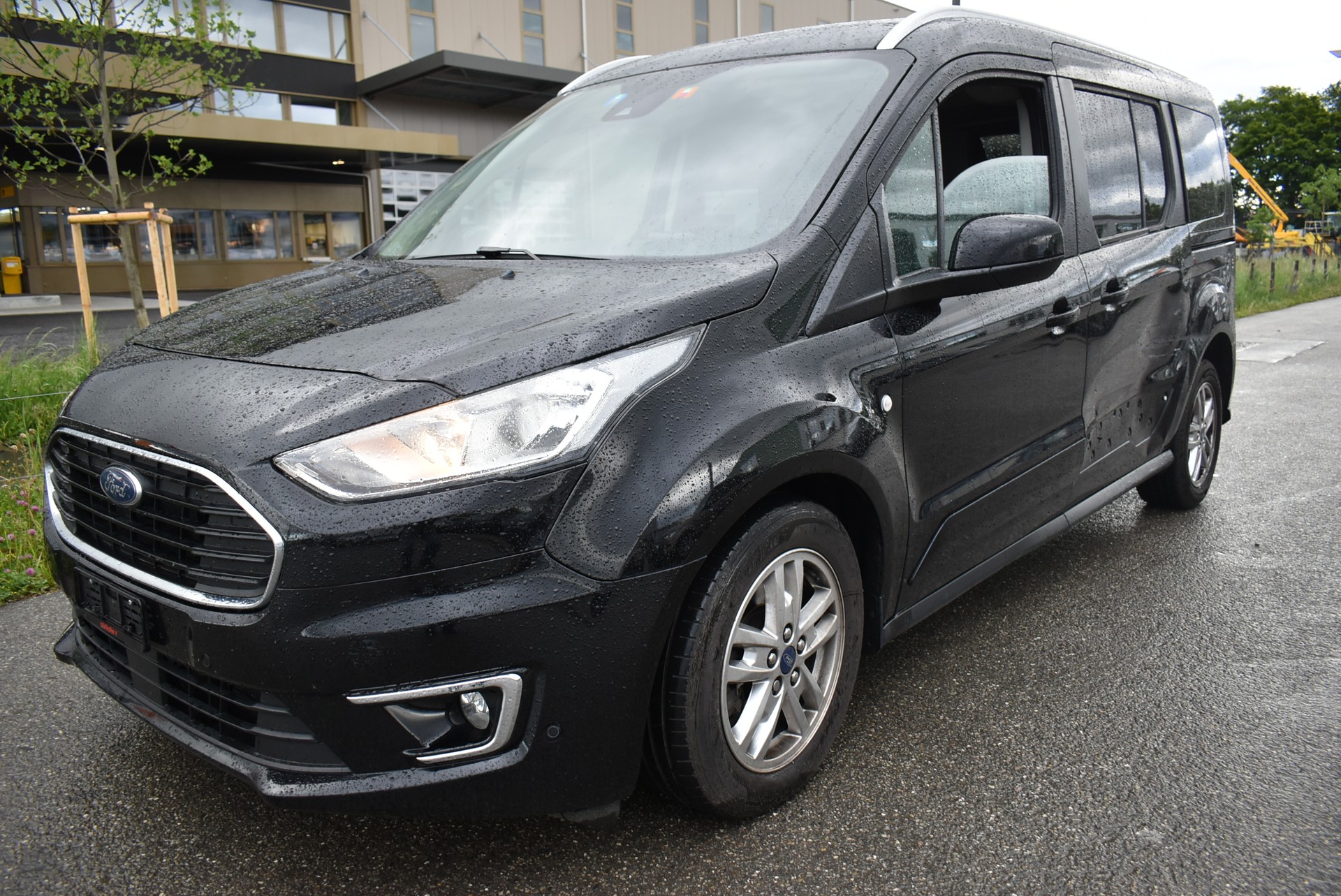 FORD Grand Tourneo Connect 1.5 EcoBlue Titanium Automat-image-0