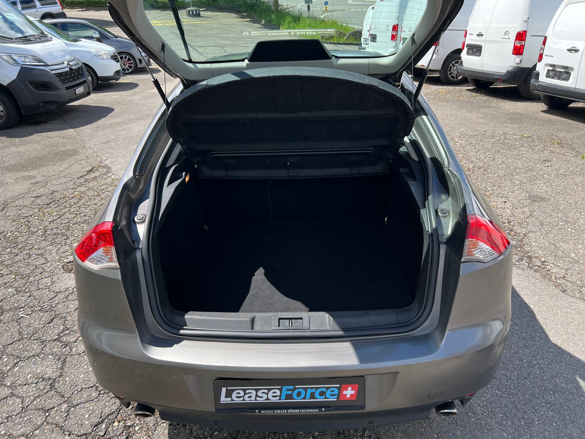 RENAULT Laguna 2.0 dCi Dynamique Automatic-image-12