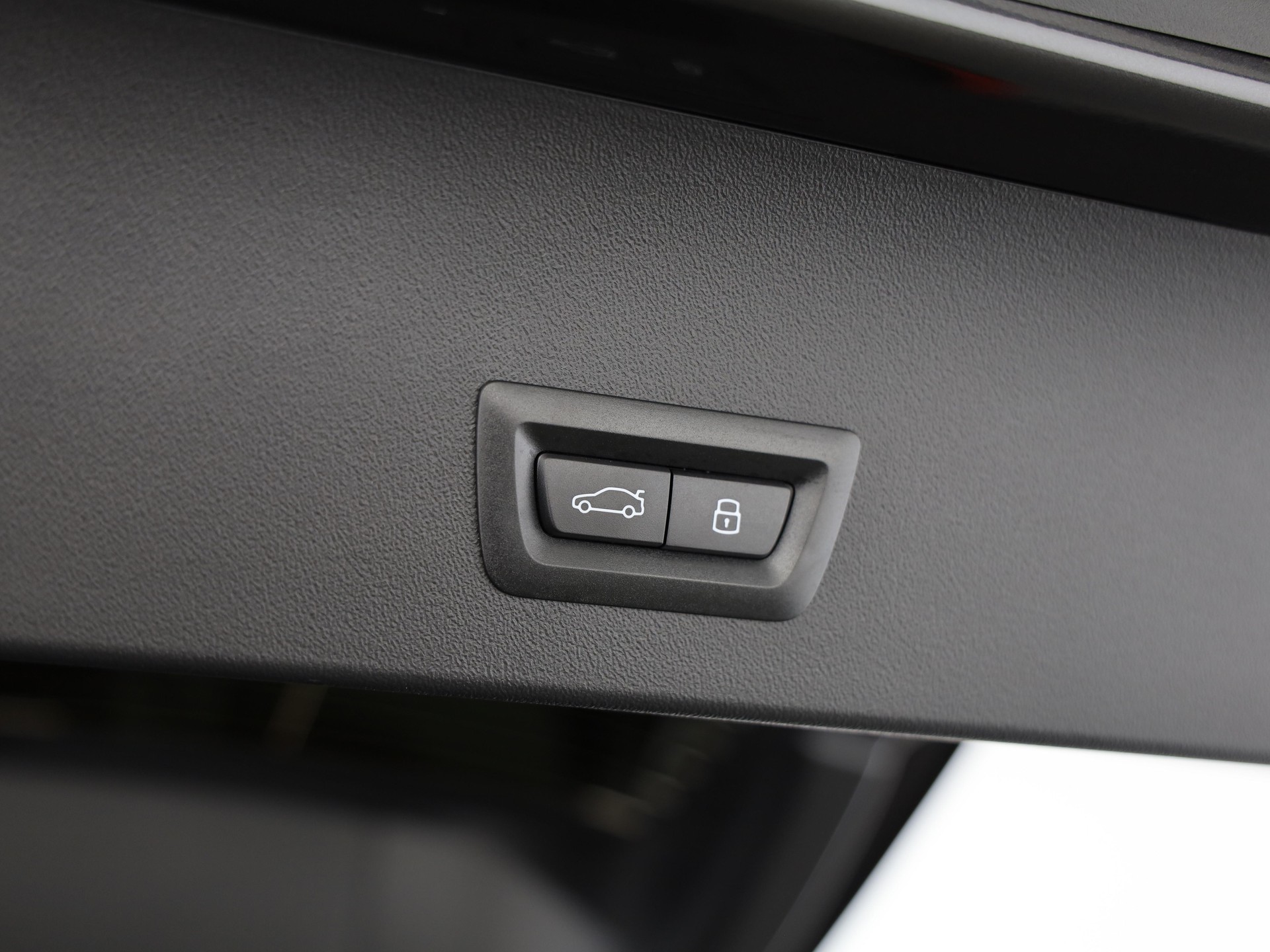 BMW X3 20i xDrive-image-8
