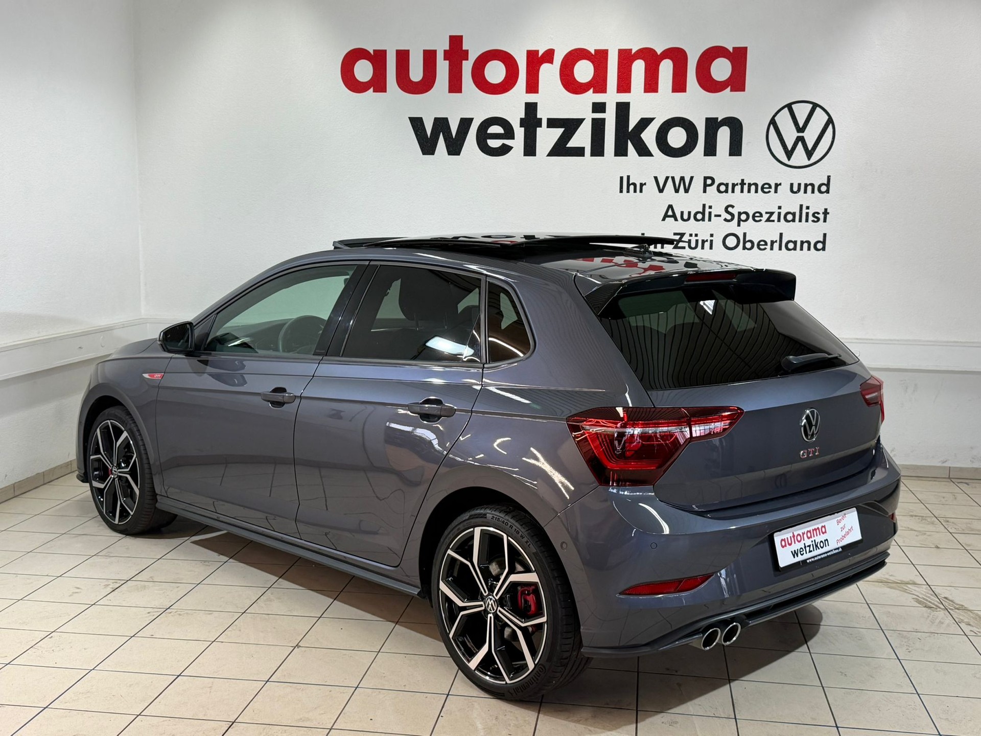 VW Polo 2.0 TSI GTI DSG-image-2