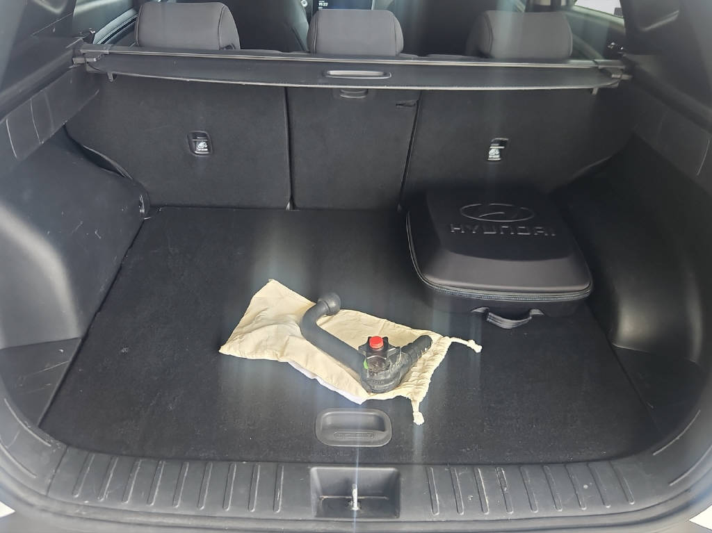 HYUNDAI Tucson 1.6 T-GDi PHEV Amplia 4WD-image-8