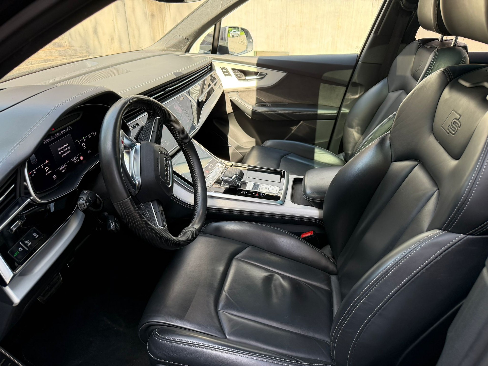 AUDI Q7 50 TDI quattro S Line tiptronic-image-6
