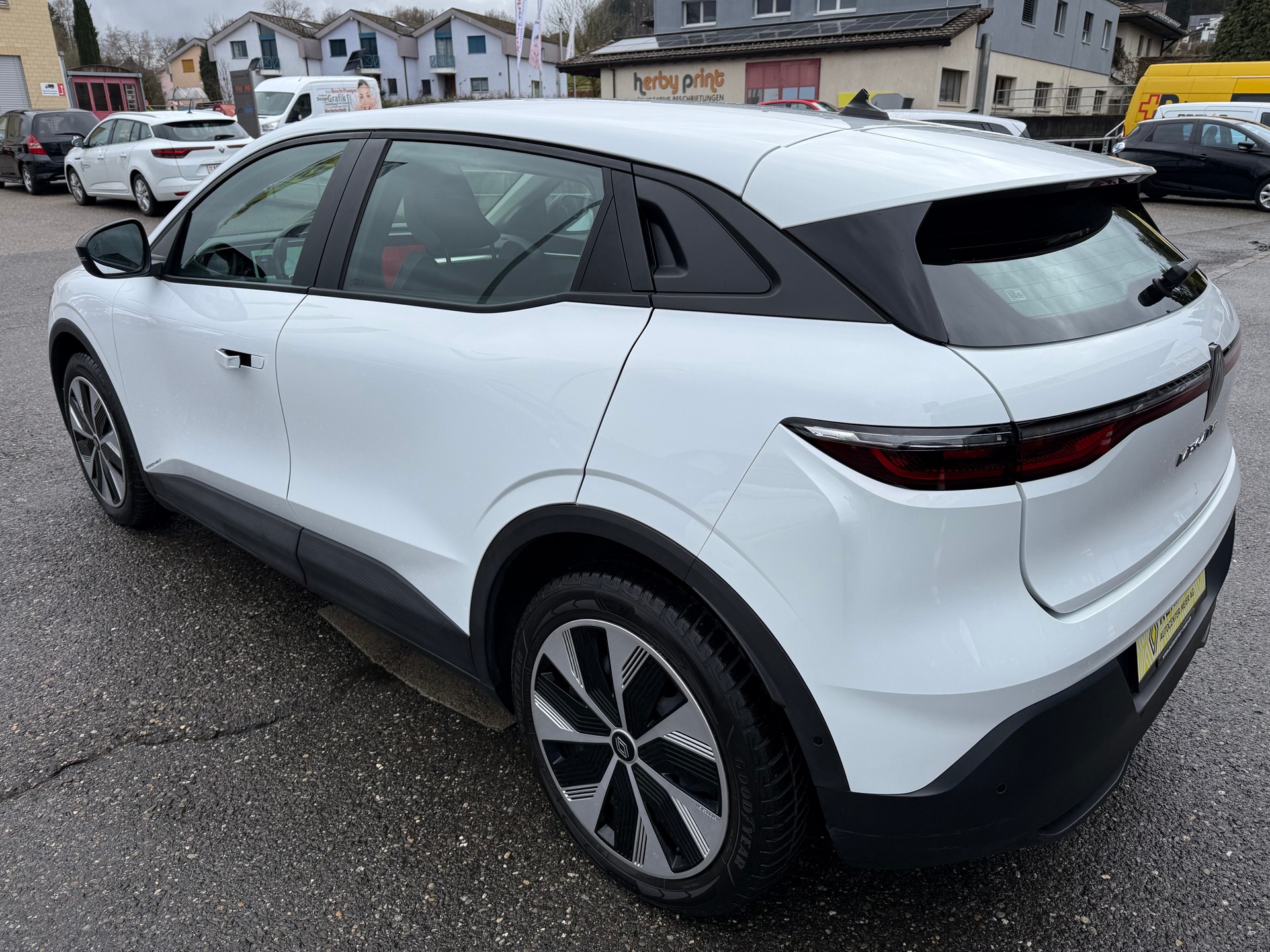 RENAULT Mégane E-TECH EV60 Evolution ER-showroom-element-3