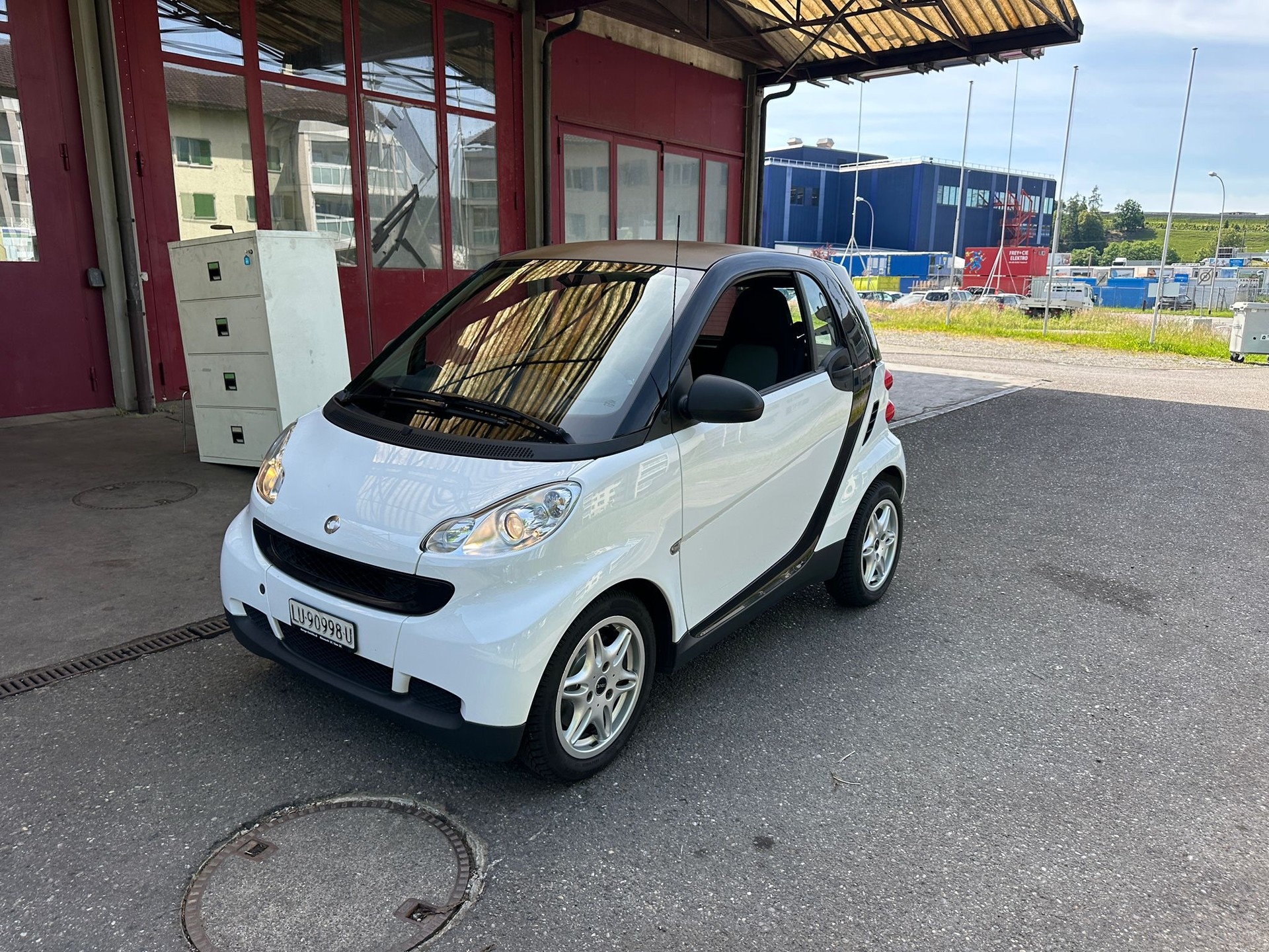 SMART fortwo swiss edition mhd softip-image-1