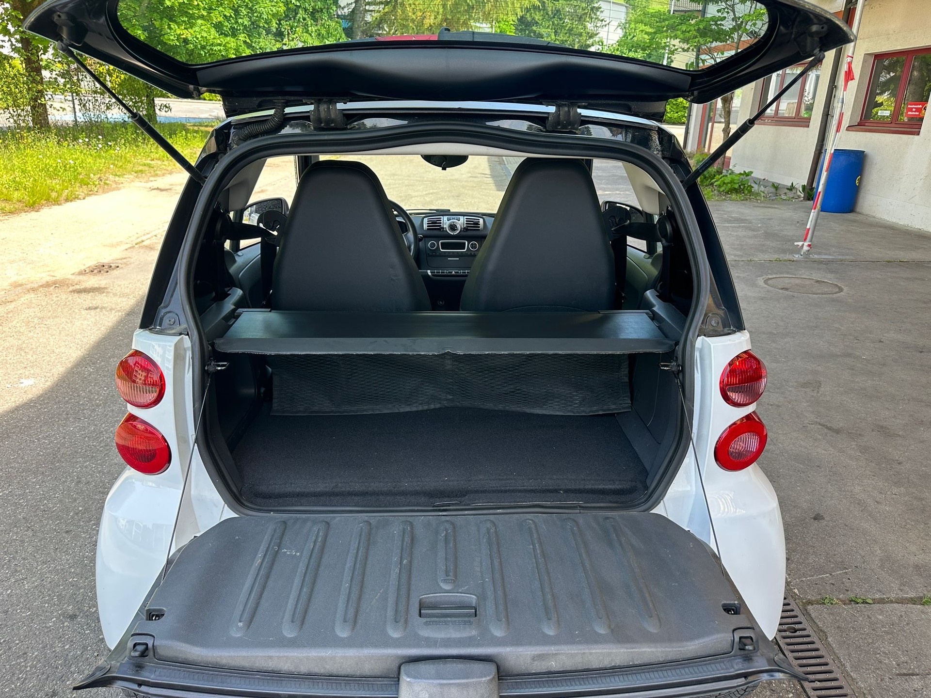 SMART fortwo swiss edition mhd softip-image-9