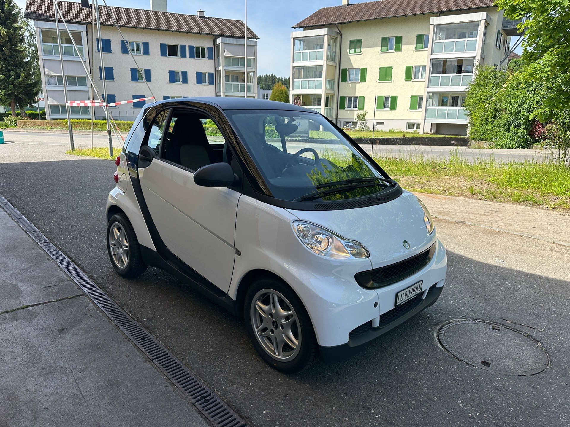 SMART fortwo swiss edition mhd softip-image-2