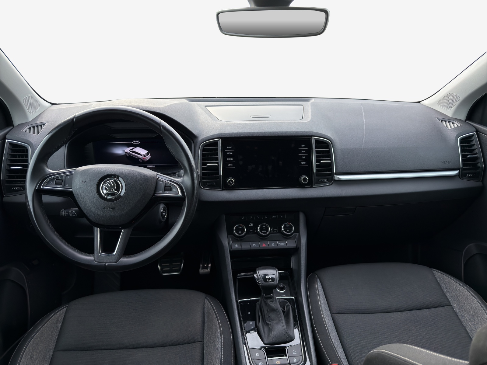SKODA Karoq 2.0 TDI Drive 4x4 DSG-image-8