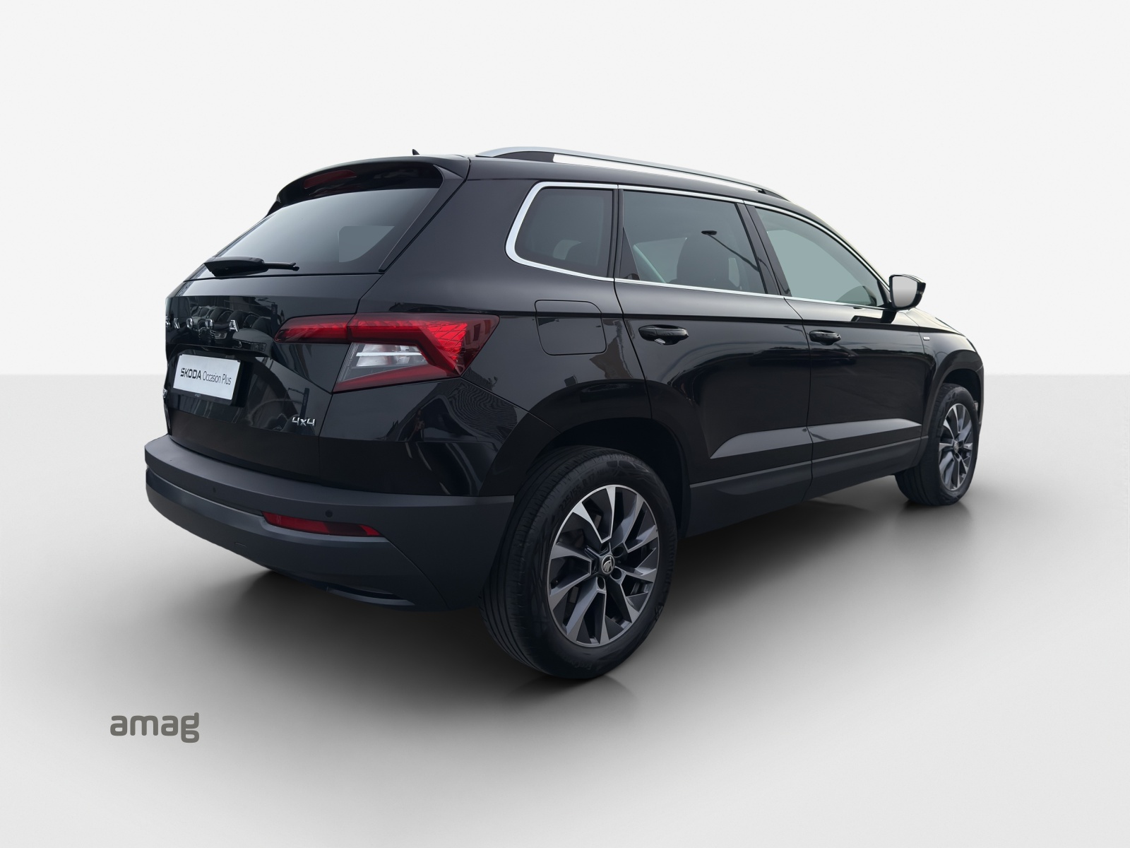 SKODA Karoq 2.0 TDI Drive 4x4 DSG-image-4