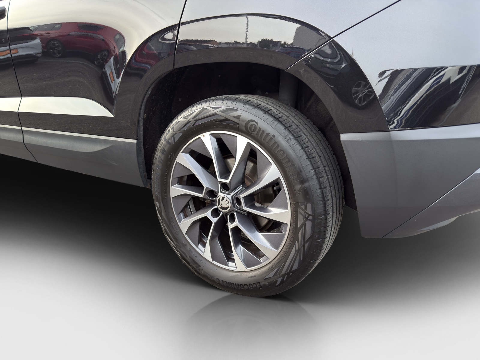 SKODA Karoq 2.0 TDI Drive 4x4 DSG-image-13