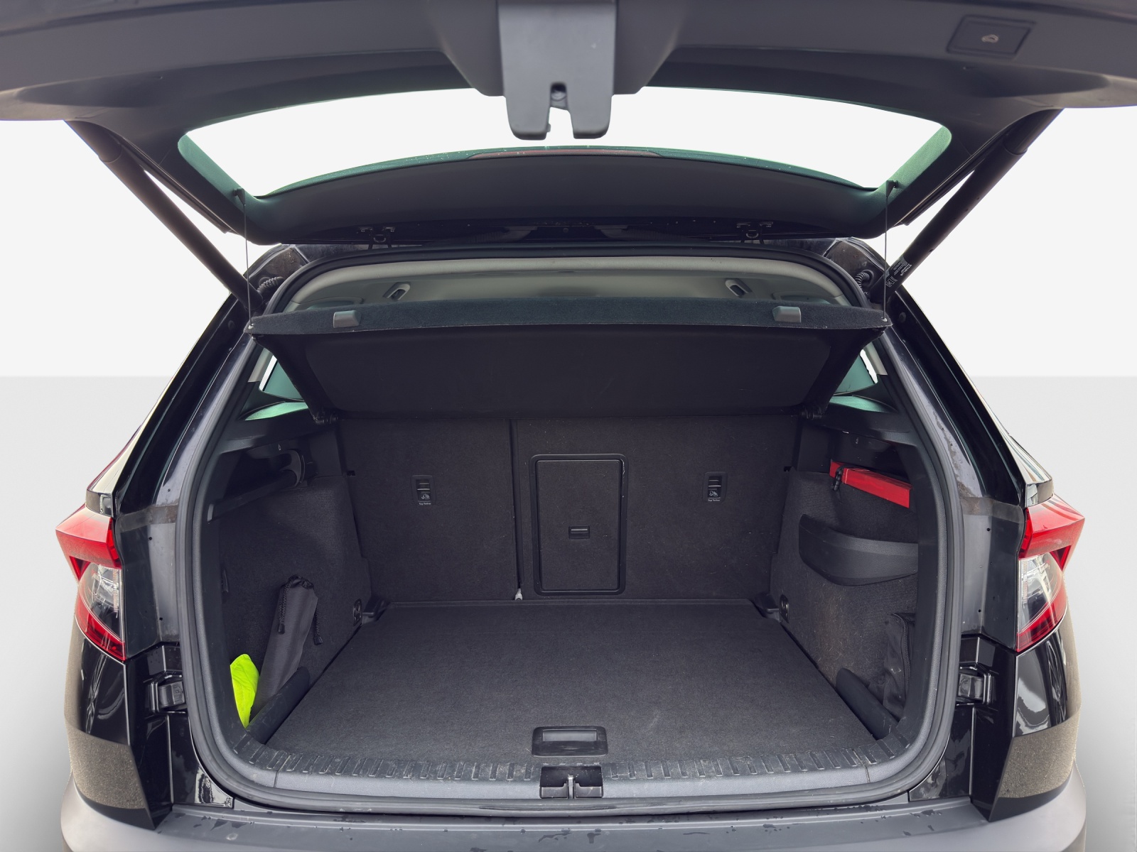 SKODA Karoq 2.0 TDI Drive 4x4 DSG-image-12