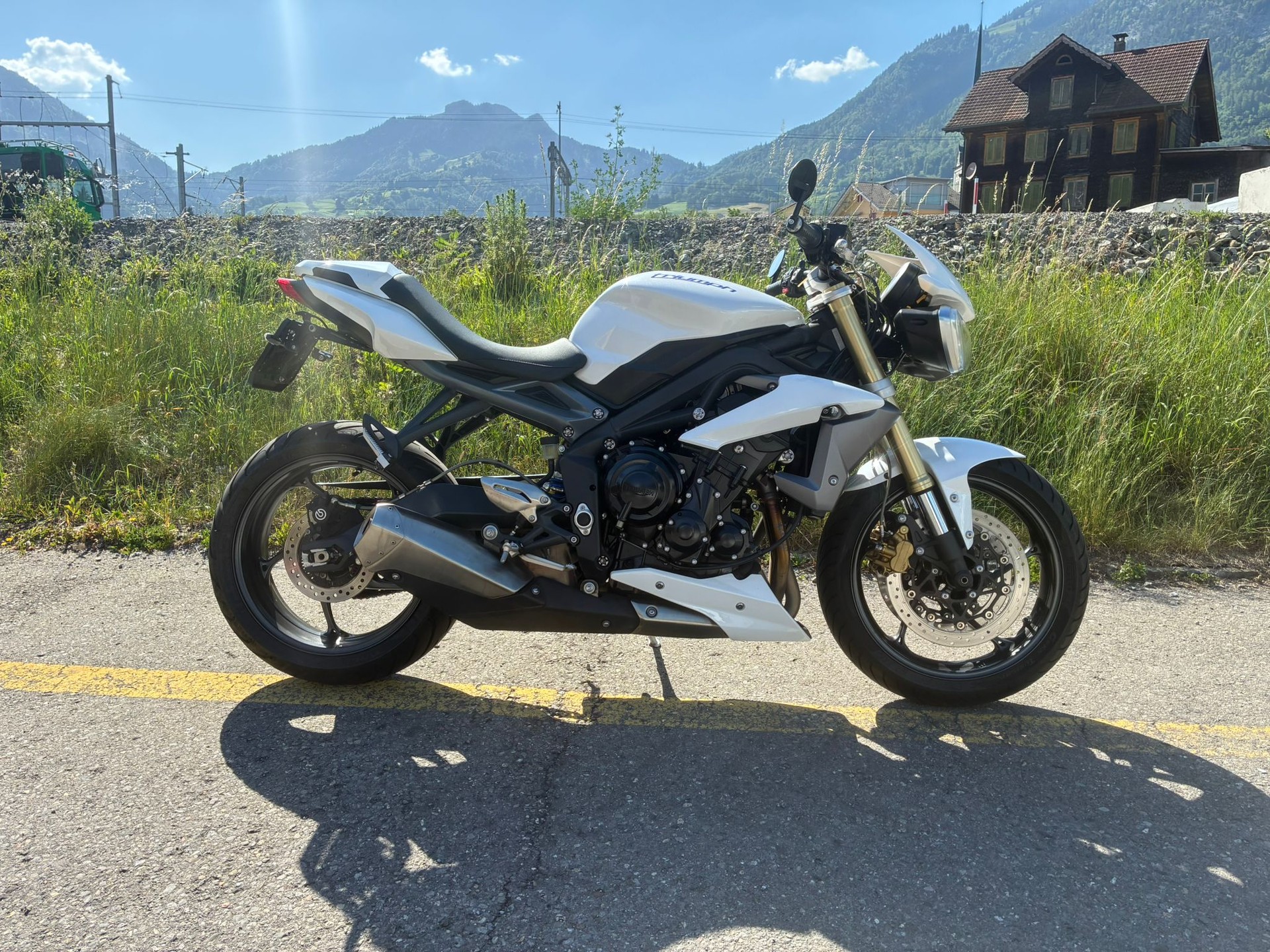 TRIUMPH Street Triple 675 ABS-image-1