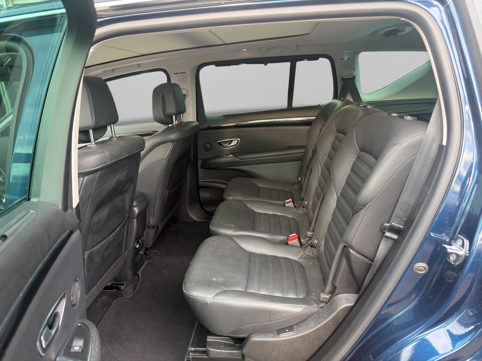 RENAULT Espace 1.8 TCe 225 Intens EDC-image-9