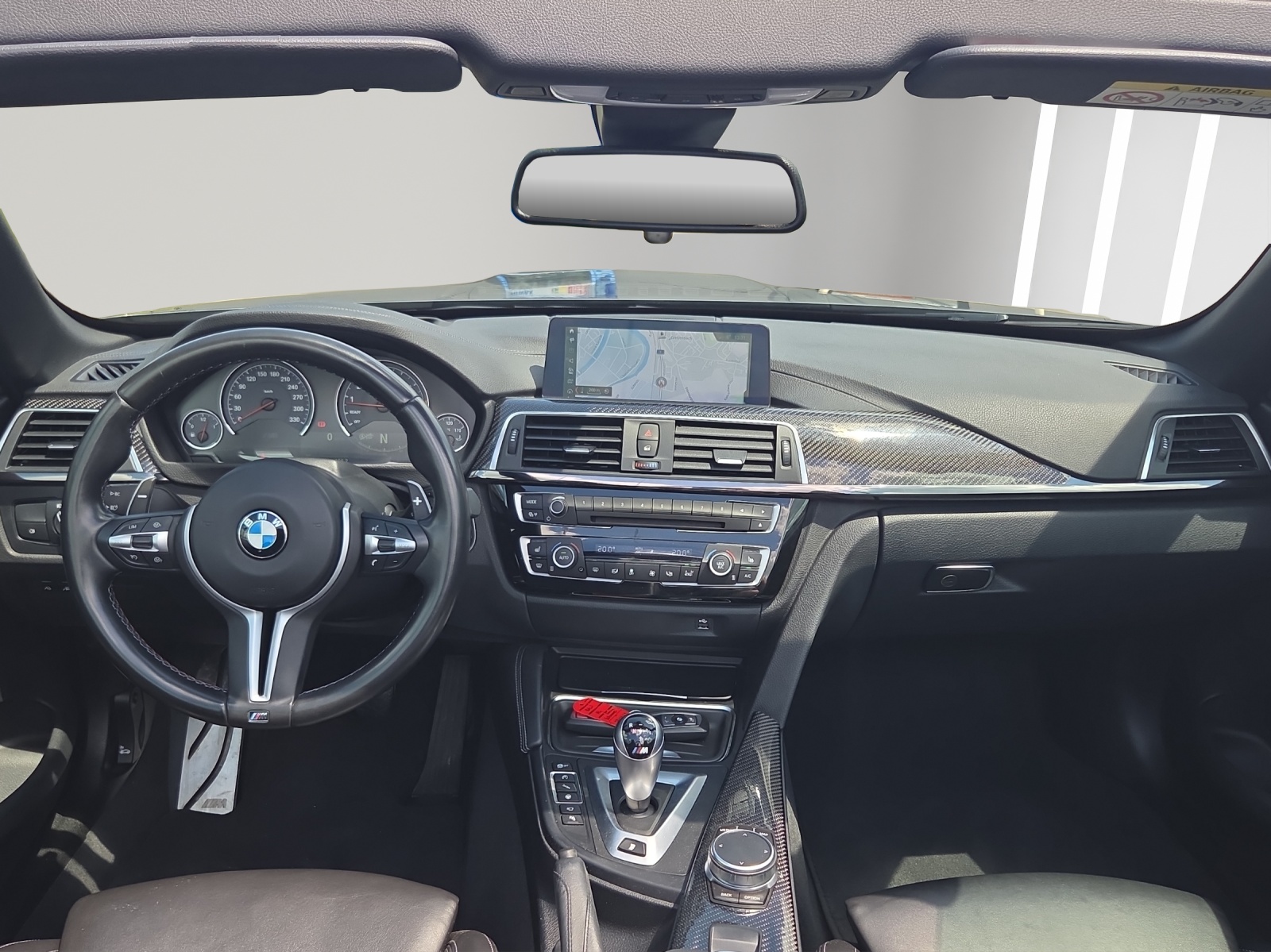 BMW M4 Cabriolet Drivelogic M Competition-image-8