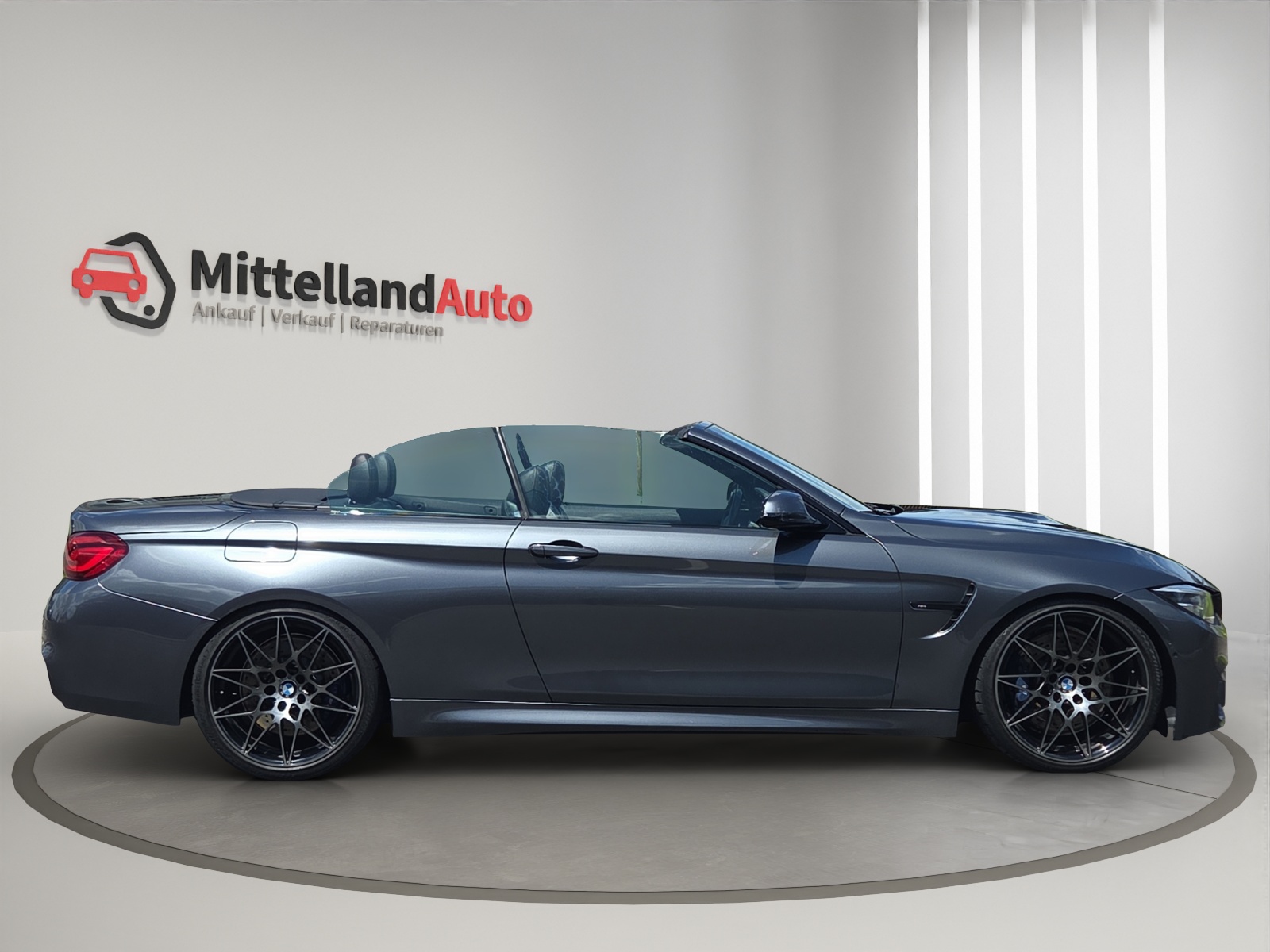 BMW M4 Cabriolet Drivelogic M Competition-image-4