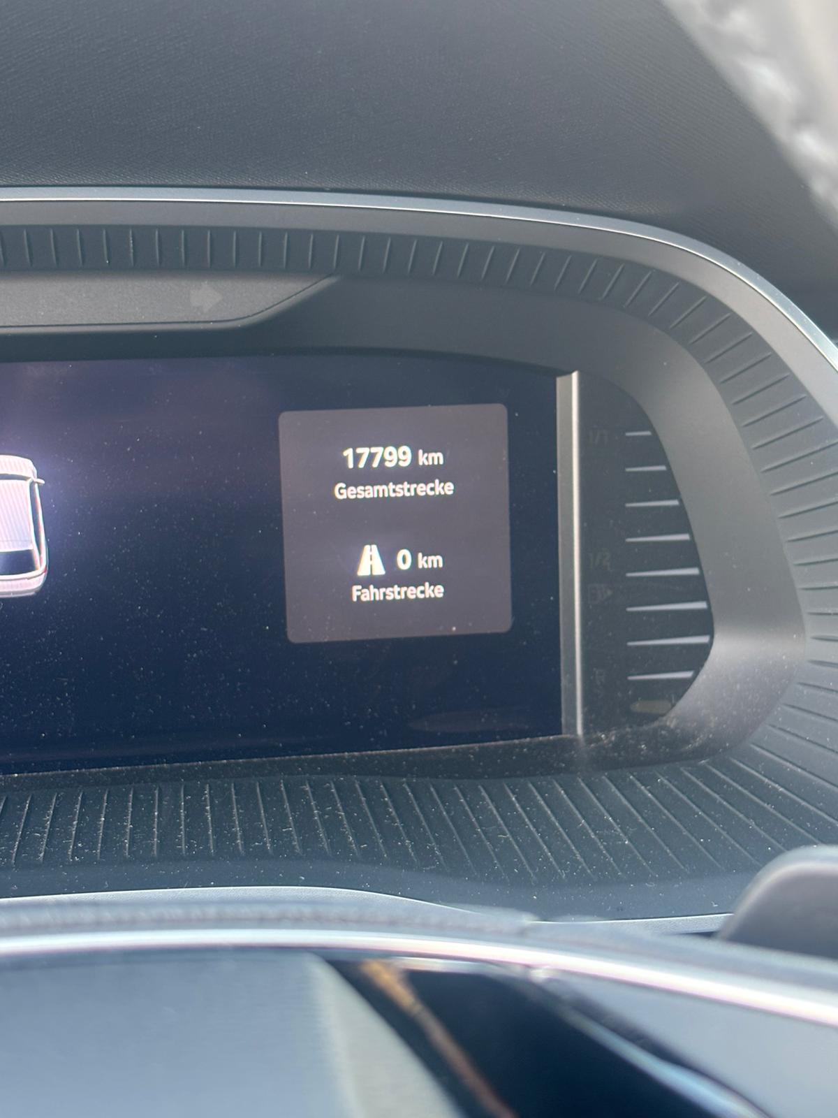 SKODA Octavia Combi 1.5 TSI mHEV DSG Selection-image-15