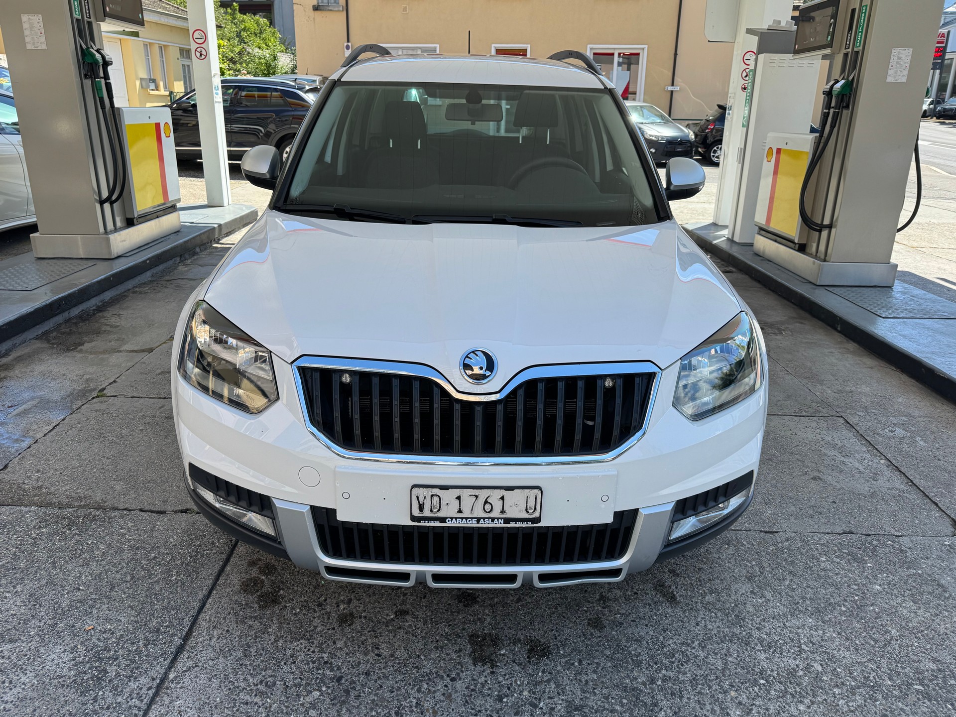 SKODA Yeti 1.4 TSI Ambition 4x4 DSG-image-4