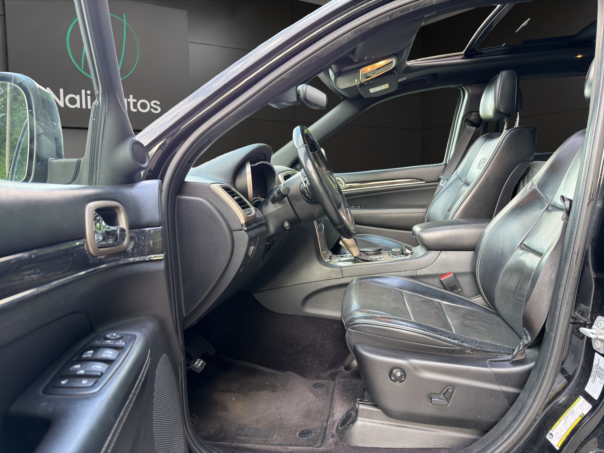 JEEP Grand Cherokee 3.0 CRD Overland Automatic-image-6