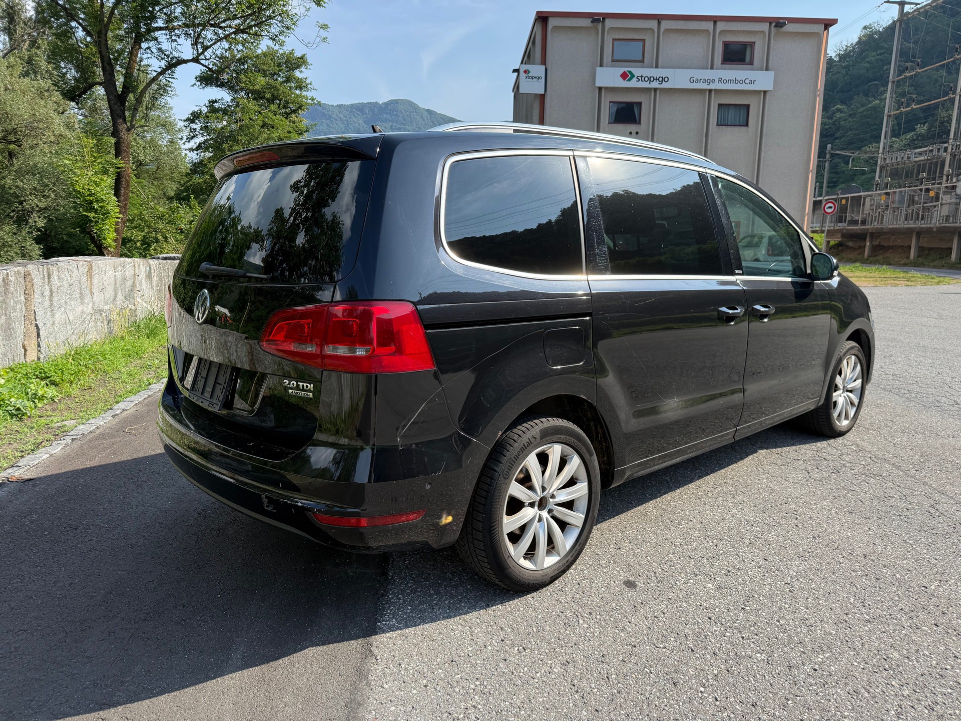 VW SHARAN-image-3