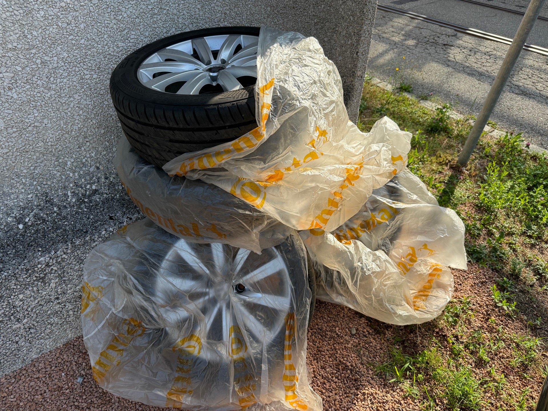 VW SHARAN-image-15