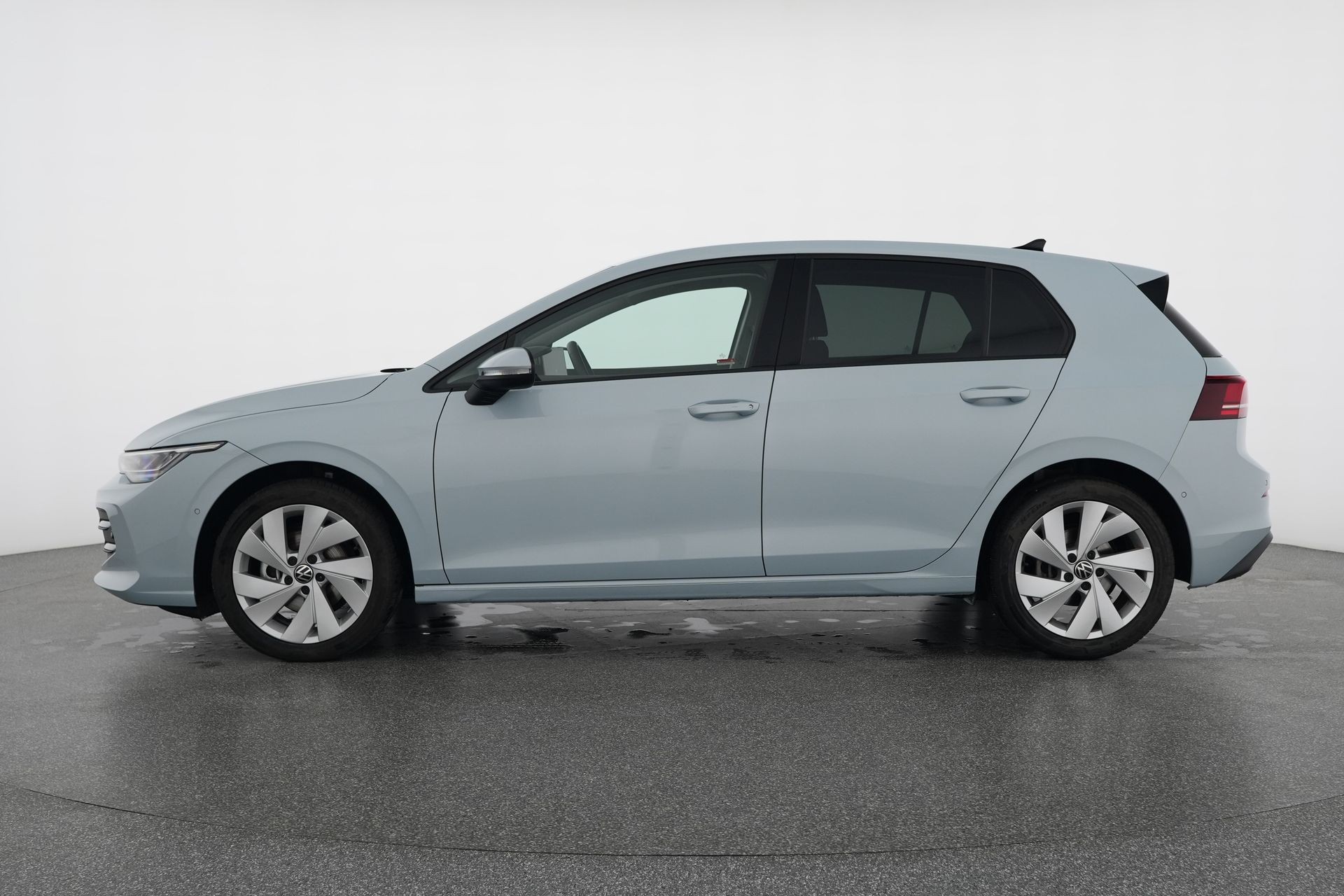 VW Golf 1.5 e TSI mHEV Life DSG-image-2