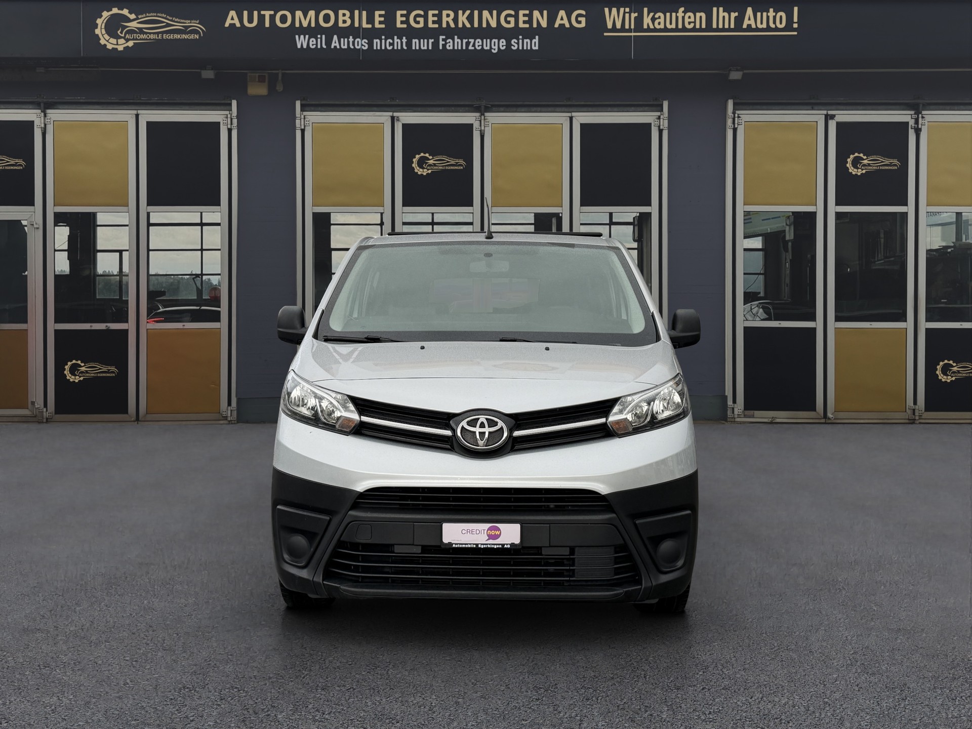 TOYOTA Proace Verso 2.0 D-4D 4x4 Trend Long-image-1