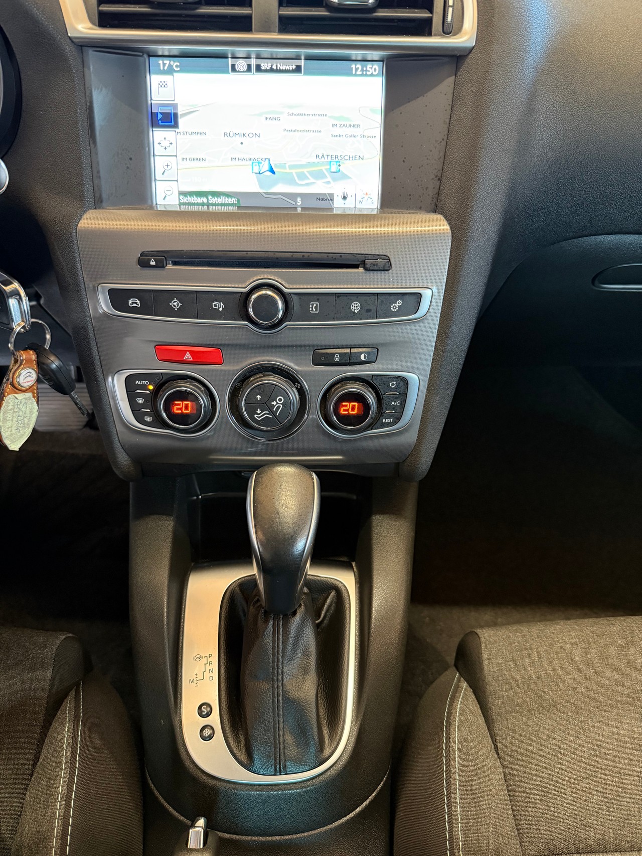 CITROEN C4 1.2 Pure Tech Feel Edition Automatic-image-11