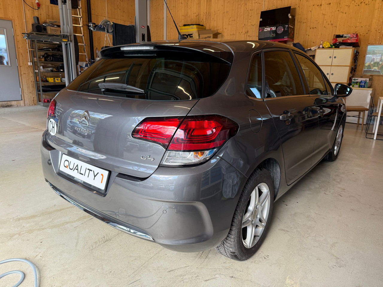 CITROEN C4 1.2 Pure Tech Feel Edition Automatic-image-3